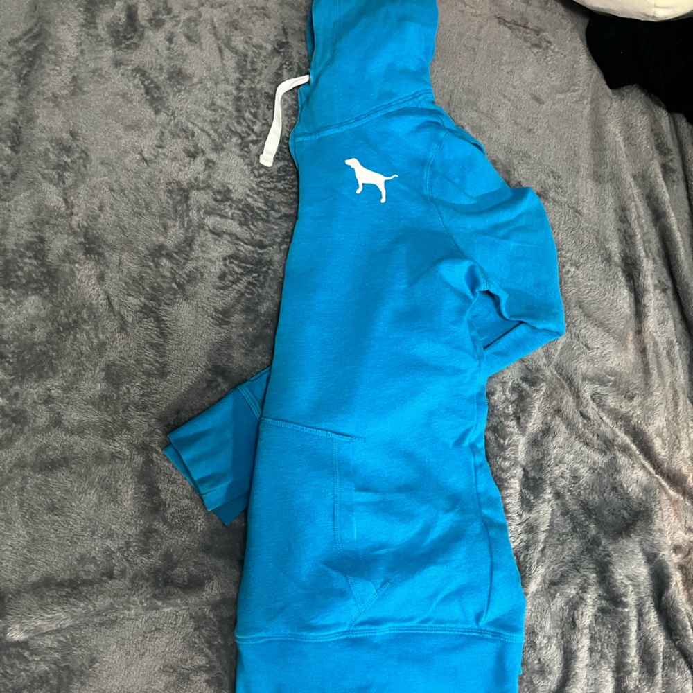 Women’s M PINK blue zip up hoodie